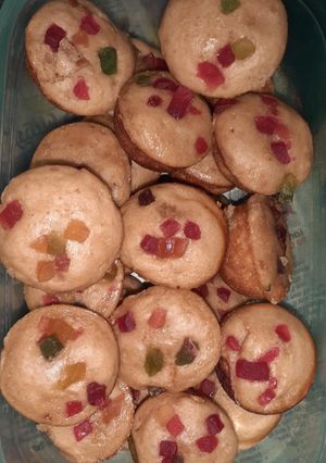 A picture of Muffins.