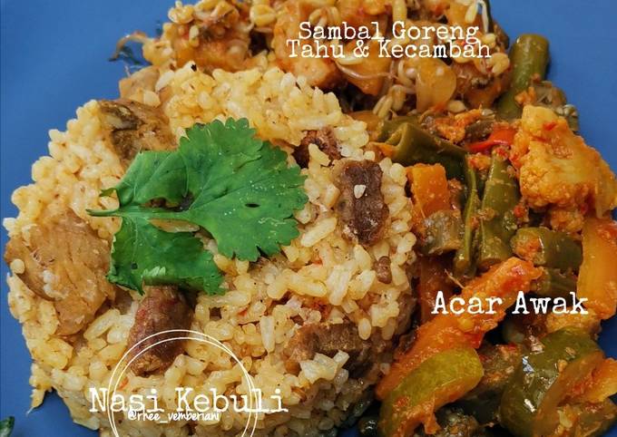 Langkah Mudah untuk Menyiapkan Nasi Kebuli yang Sempurna