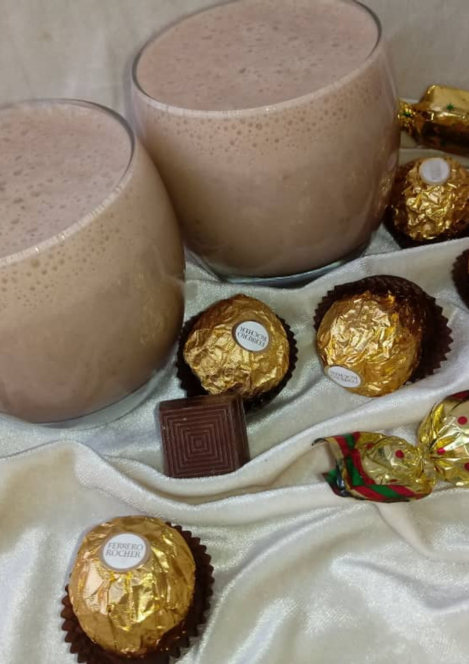 صورة لوصفة سموثي الموز 🍌 والشوكولا 🍫