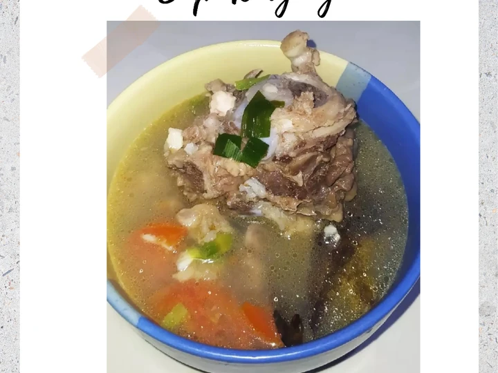 Cara Mudah Membuat Resep Sop Tulang Sapi (Bumbu Simple nan Segar) yang Uenak Anti Ribet, Lezat Sekali