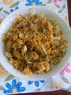 Una foto de Pasta con repollo
