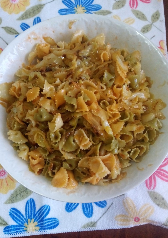 Una foto de Pasta con repollo