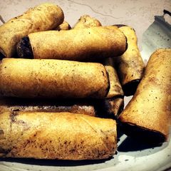 A picture of Chicken Lumpiang Shanghai with Cheese.