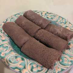 รูปของ Dadar Gulung Coklat isi Vla Lumer (Takaran Sendok)