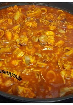 Una foto de Arroz caldoso con pintarroja