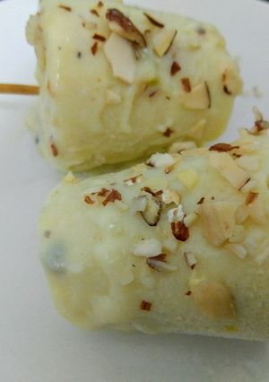 A picture of Keshar Pista Kulfi (Gluten free).