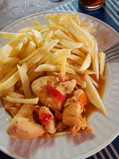 Una foto de Pollo a la miel con mostaza 🍗