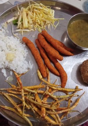 ગણપતિ દાદા નો થાળ (Ganpati Dada Thal Recipe In Gujarati) રેસીપી મુખ્ય ફોટો