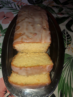 Una foto de Budín de limón 🍋