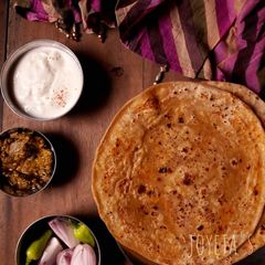 A picture of Paneer Paratha.