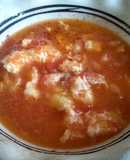 Huevo entomatado
