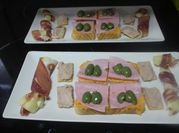 Una foto de galletita de jamon