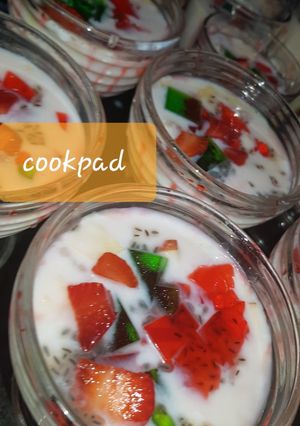 A picture of Custard faluda.