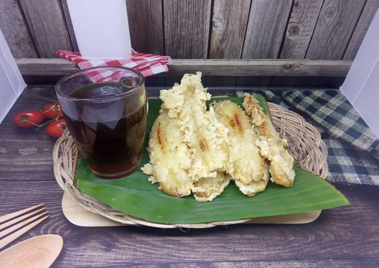 Pisang goreng kriuk