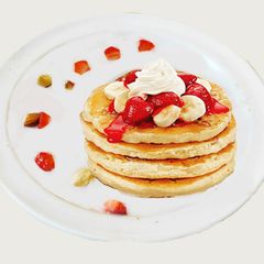 A picture of Strawberry banana nutty pancake.