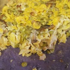 A picture of Chicken Noodle Casserole .