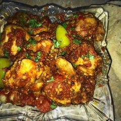 A picture of Chicken Karahi.