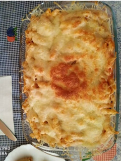 Una foto de Macarrones gratinados
