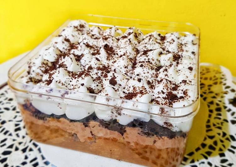 Tiramisu dessert box