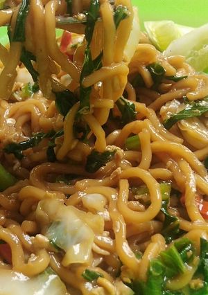 Foto resep Mie Goreng Lezat dengan Bumbu Sederhana