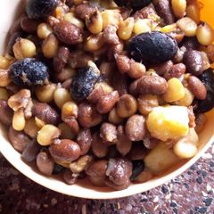 A picture of Githeri with groundnuts.