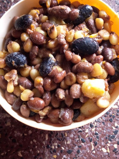 A picture of Githeri with groundnuts.