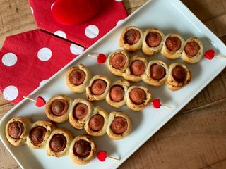 ☆Brochettes de Petits Feuilletés Saucisses à la Moutarde☆