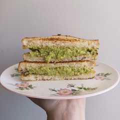 Una foto de Relleno de garbanzos y palta