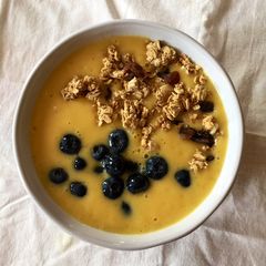 A picture of Mango Smoothie Bowl.