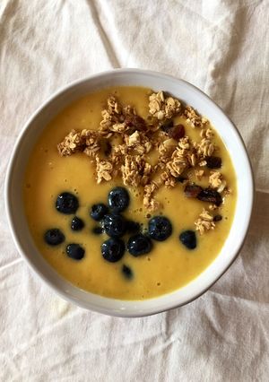 A picture of Mango Smoothie Bowl.