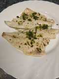 Filetes de lubina al ajillo