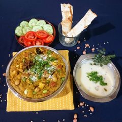 A picture of Khichdo.