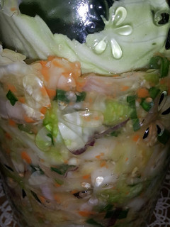 Una foto de Kim chi de verduras