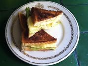 Una foto de queso brie