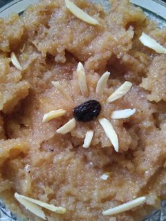 शिरा (shira recipe in marathi) रेसिपी चे मुख्य फोटो
