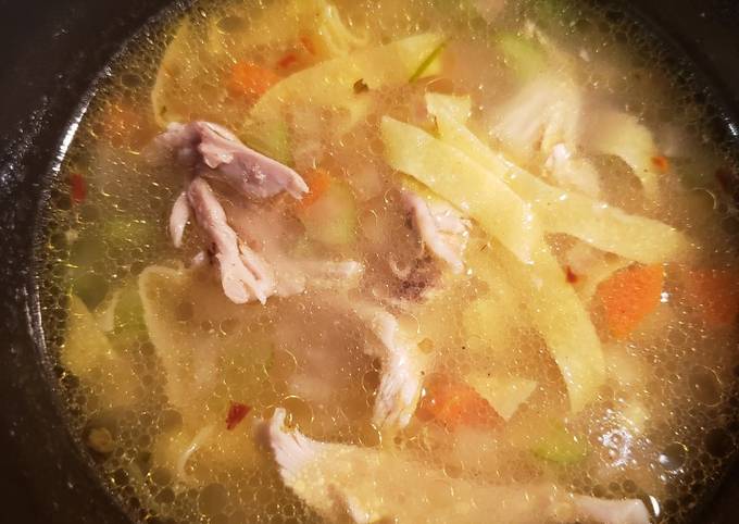 How to Make Quick Grandma&#39;s Homemade Chicken Noodle Soup