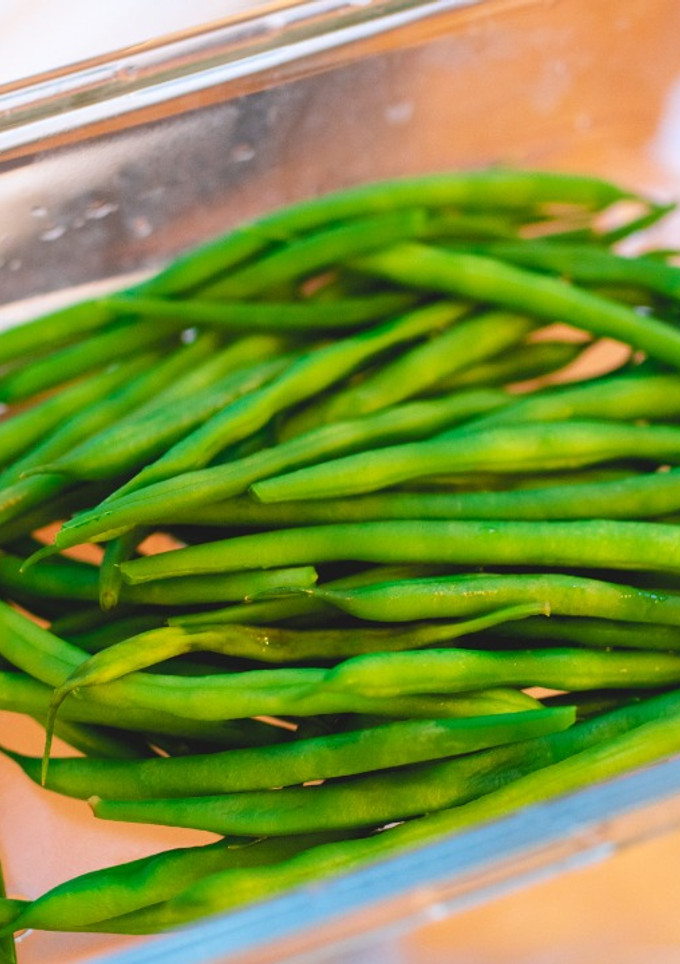 A picture of Preparation of string beans.