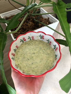 Hình của món Soup yến mạch- khoai tây- phô mai- trứng- súp lơ.