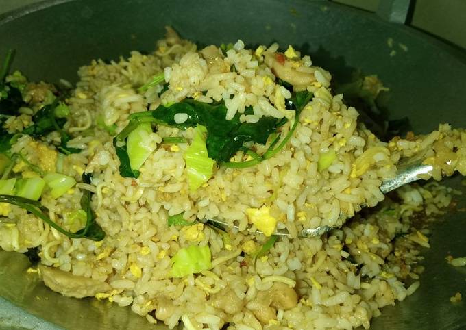 Cara bikin Nasi goreng mawut Cara bikin Nasi goreng mawut