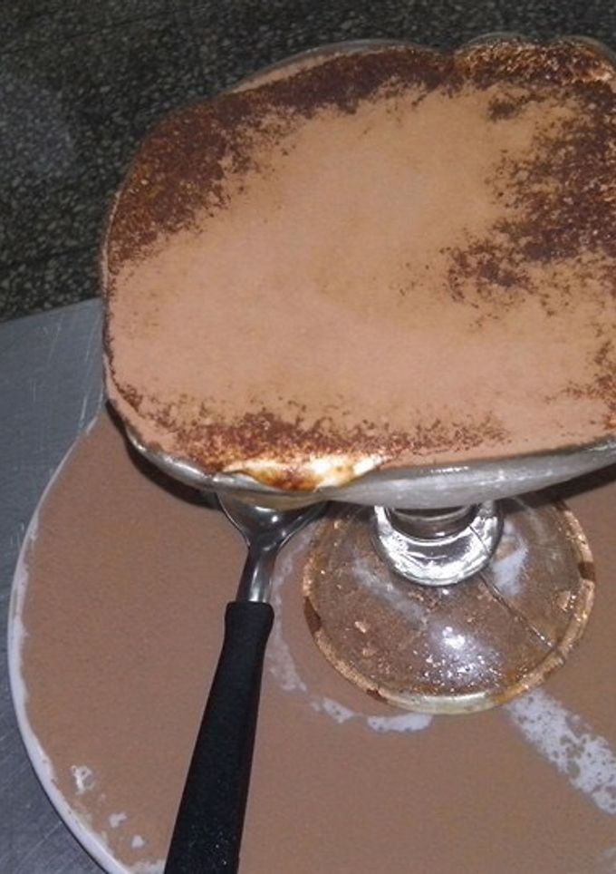 Una foto de Postre tiramisú. En copa. Rápido