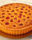 Almond and raspberry frangipane tart