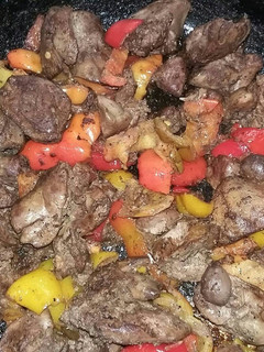 A picture of Chicken Liver with Bell Peppers.