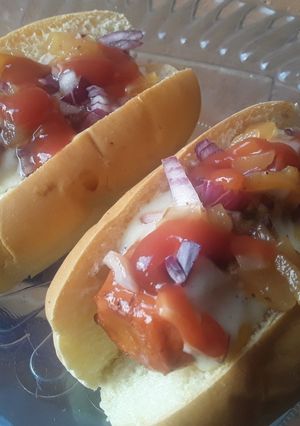 Una foto de Perritos🥕 calientes🌭 hawaianos🍍
