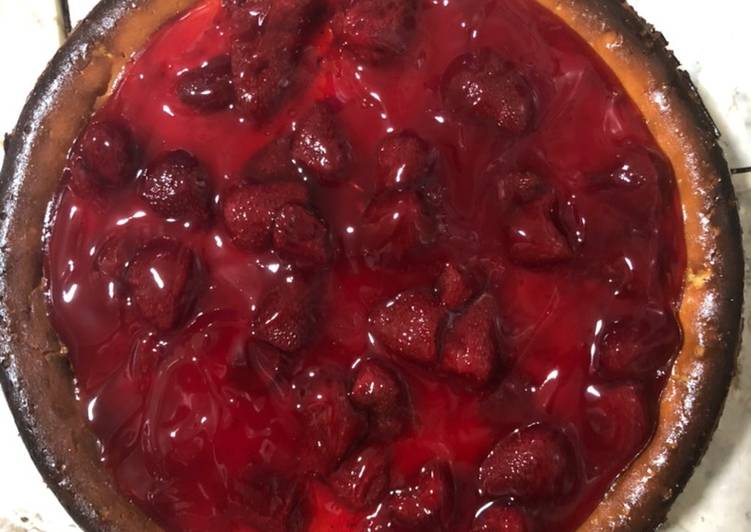 Simple Way to Prepare Quick Strawberry Cheesecake