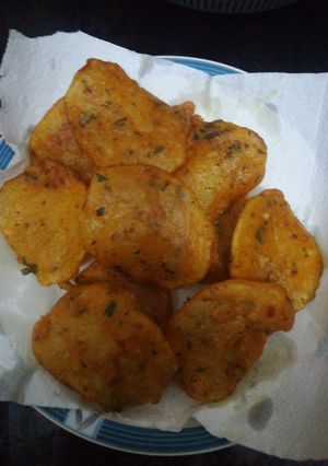 A picture of Potato Pakora.