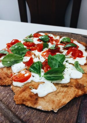 Una foto de Pizza integral, casera y saludable🍕