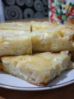Una foto de Sopa paraguaya de sémola