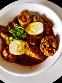 ডাকবাংলো চিকেন (dak bungalow chicken recipe in Bengali) রেসিপির প্রধান ছবি