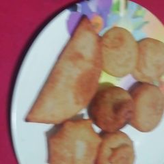 A picture of Kakra pitha.