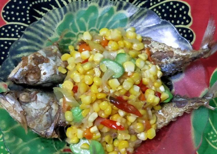 Bahan memasak Ikan Asin Peda tumis jagung yang Enak